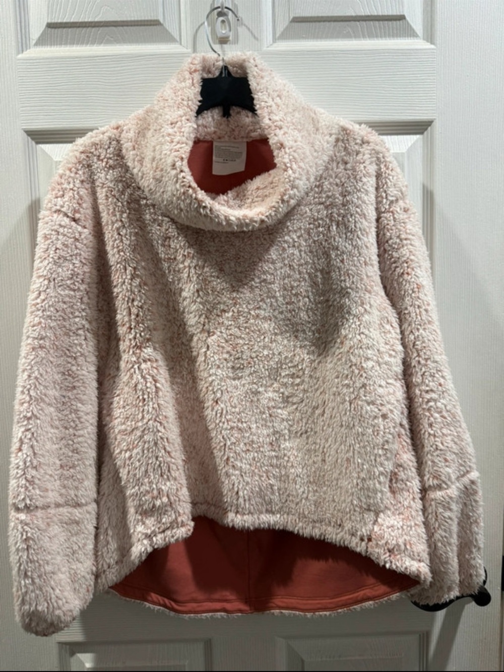 Lululemon Warmth Restore Sherpa Pullover M/L Savannah Pink Fleece